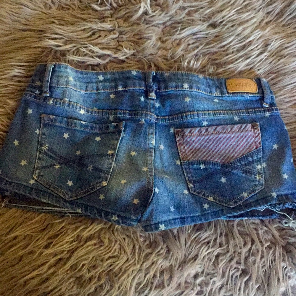 Shorts - Picture 2 of 2